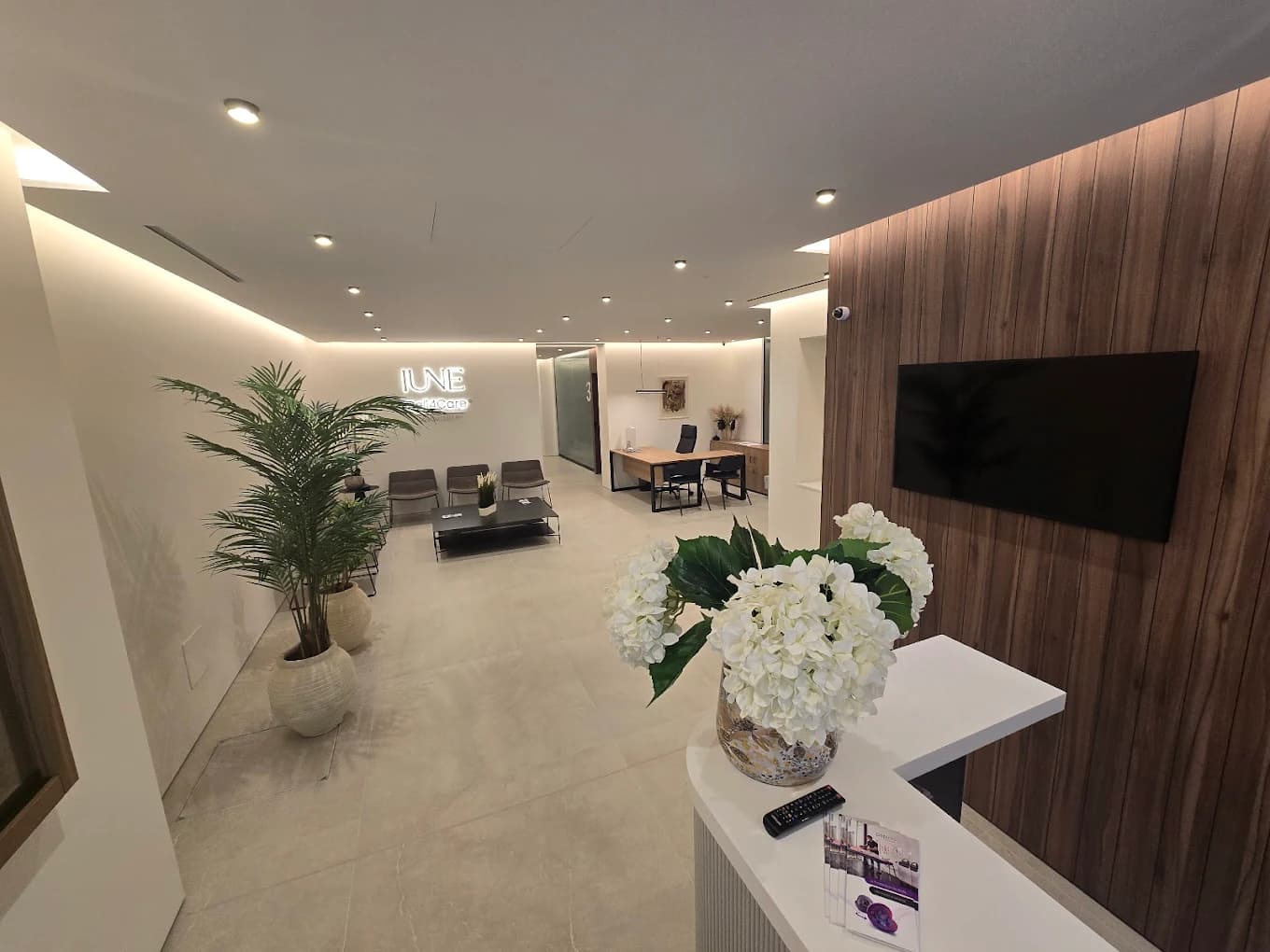 IUNE by Cell4Care 4D LONGEVITY® - Longevity clinic in Palma, IB