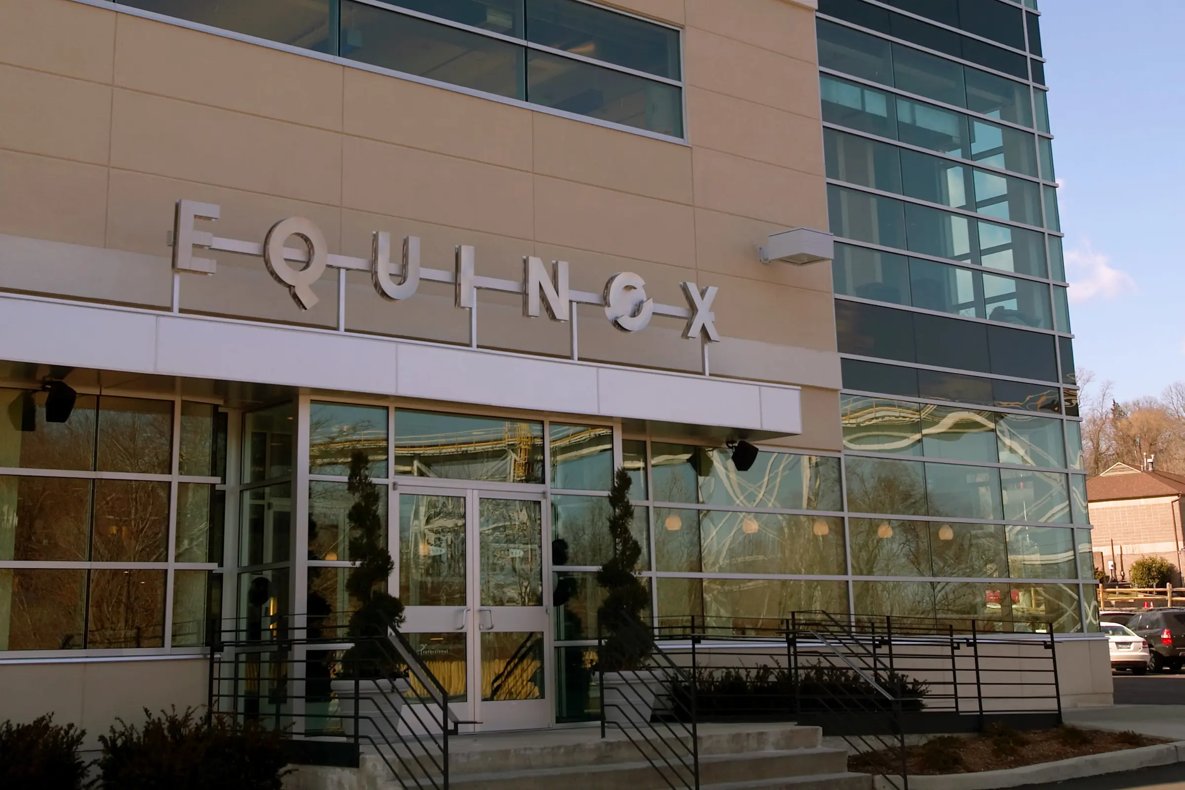 The Spa at Equinox - Great Neck, NY - Longevity clinic in Great Neck, New York